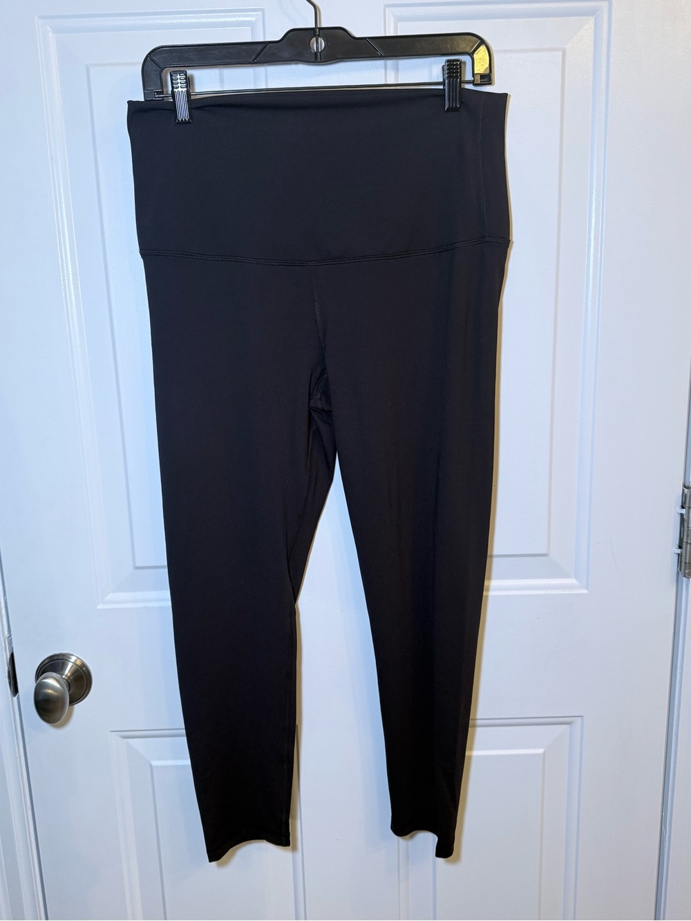 Isabel Maternity by Ingrid & Isabel Black Maternity 3/4 Leggings